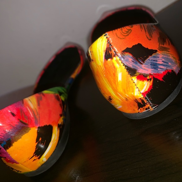 Steve Madden Elusion Multicolor Flats - Picture 3 of 4